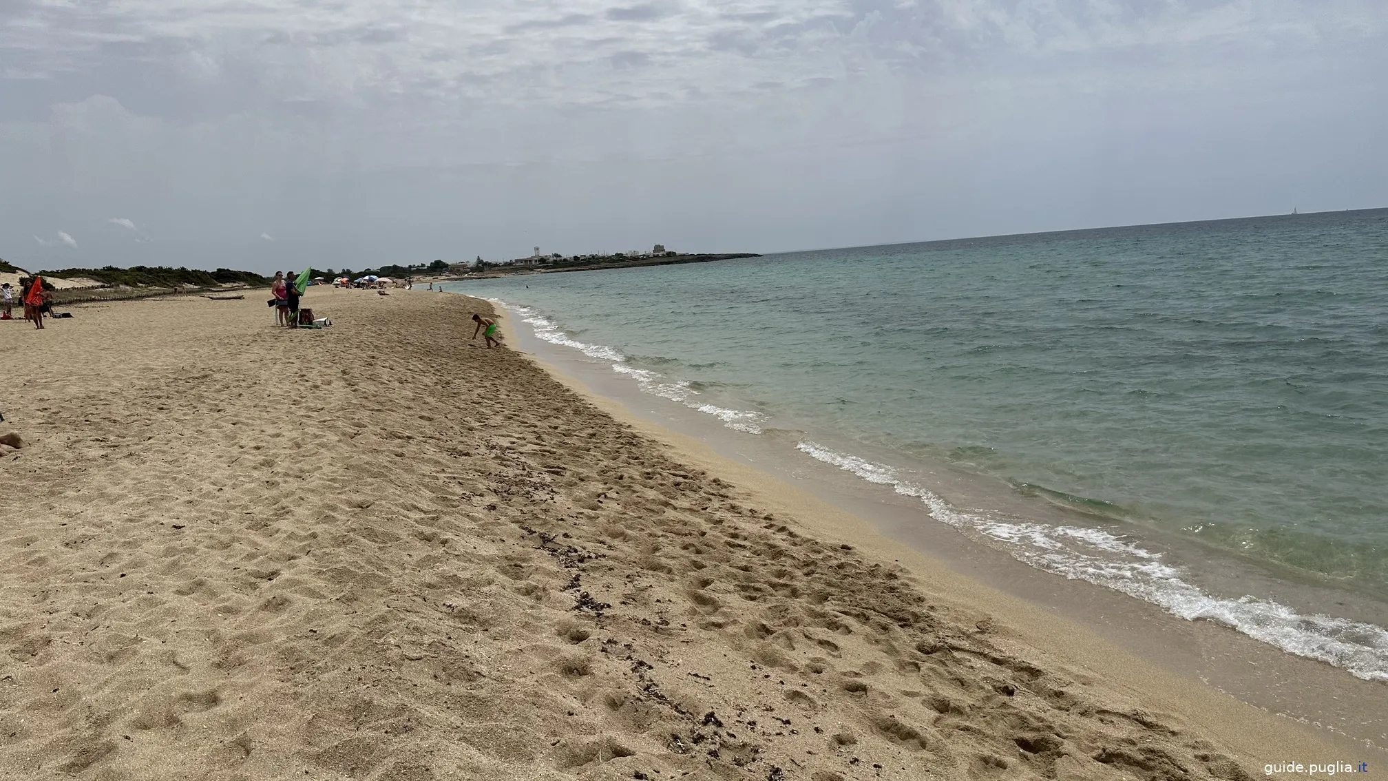 Foto della spiaggia di Salina dei Monaci