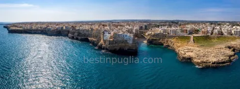 Polignano a Mare: the city on the cliff overlooking the sea