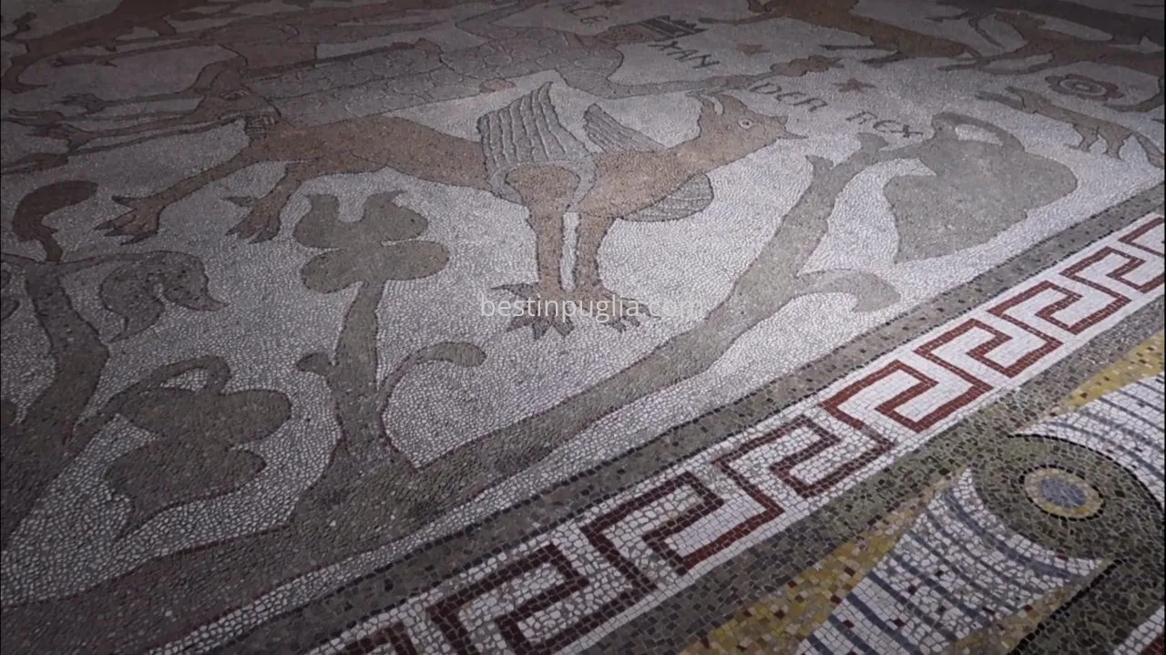 Santa Maria di Leuca: particolare del pavimento a mosaico nella vicina cattedrale di Otranto