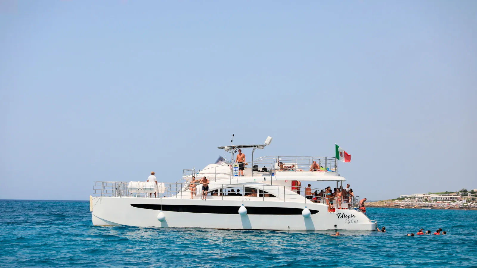 Escursione lunga di Santa Maria di Leuca in yacht catamarano (Utopia)