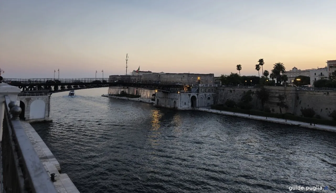 swing bridge, aragonese castle, taranto