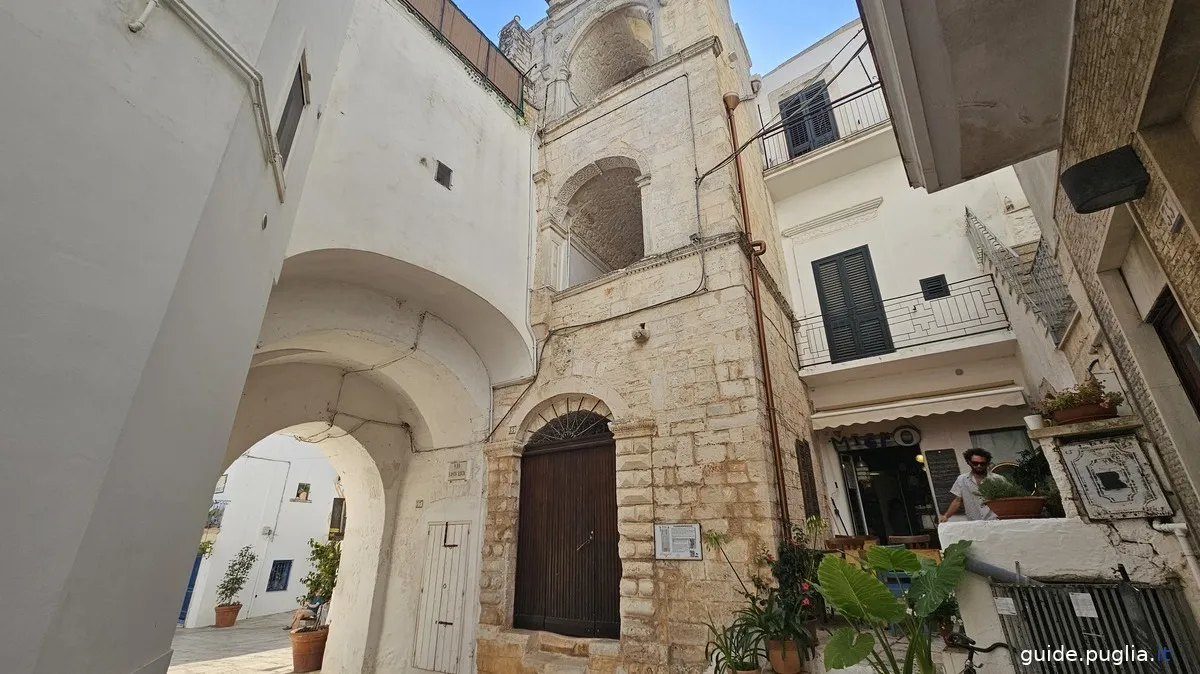 palais du gouverneur, cisternino