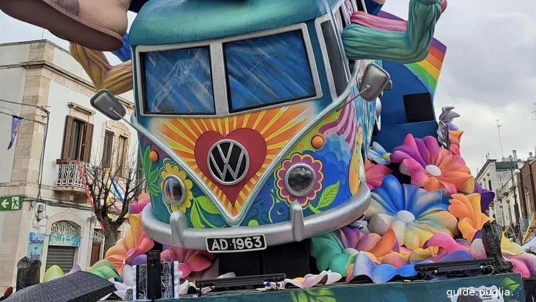 putignano carnival wagon 4