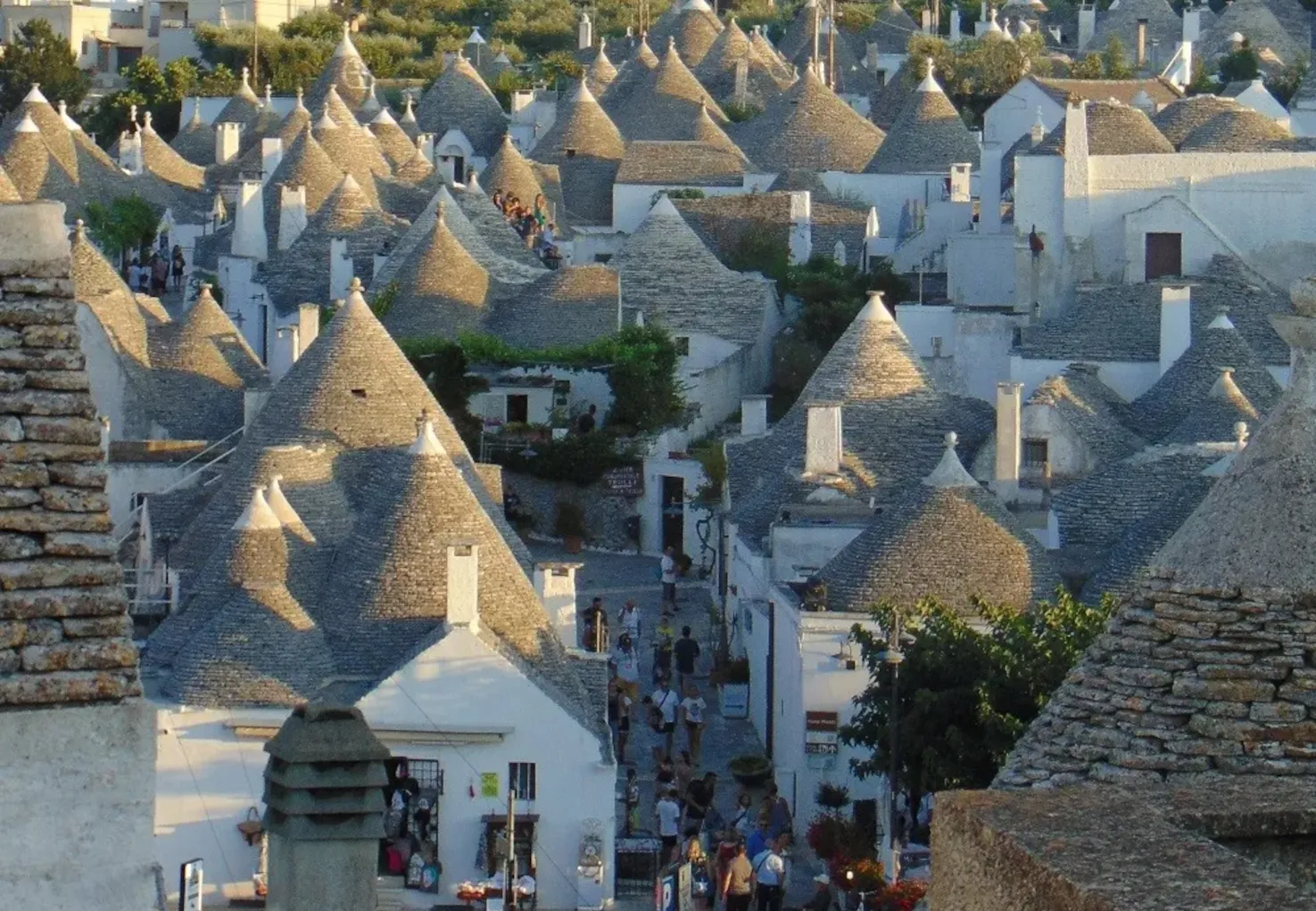 Tour guidato privato di Alberobello con degustazione inclusa