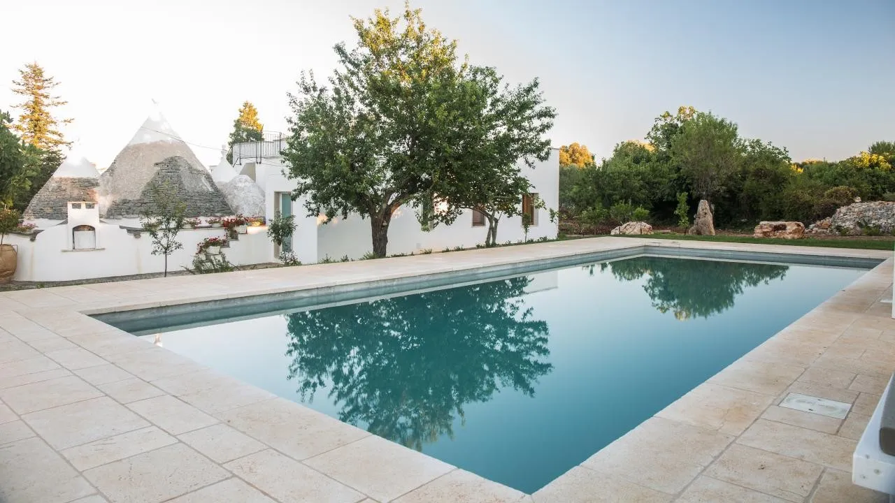 Trulli with swimming pool for sale in Valle d'Itria