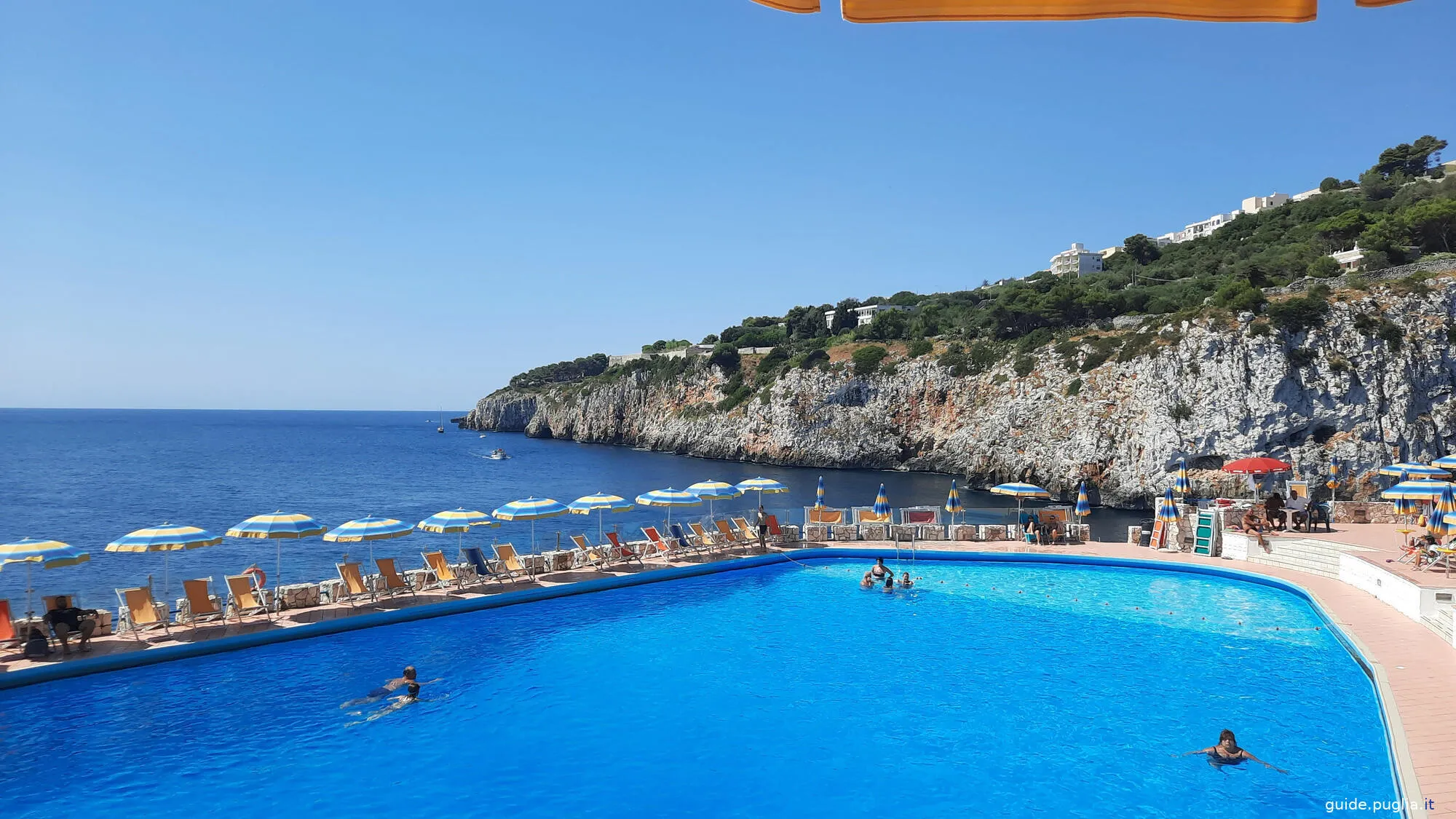 piscine au sel, castro, grotte de zinzulusa