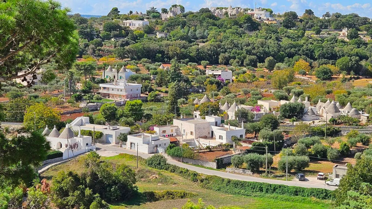 Visita guidata Alberobello e Locorotondo per gruppi grandi