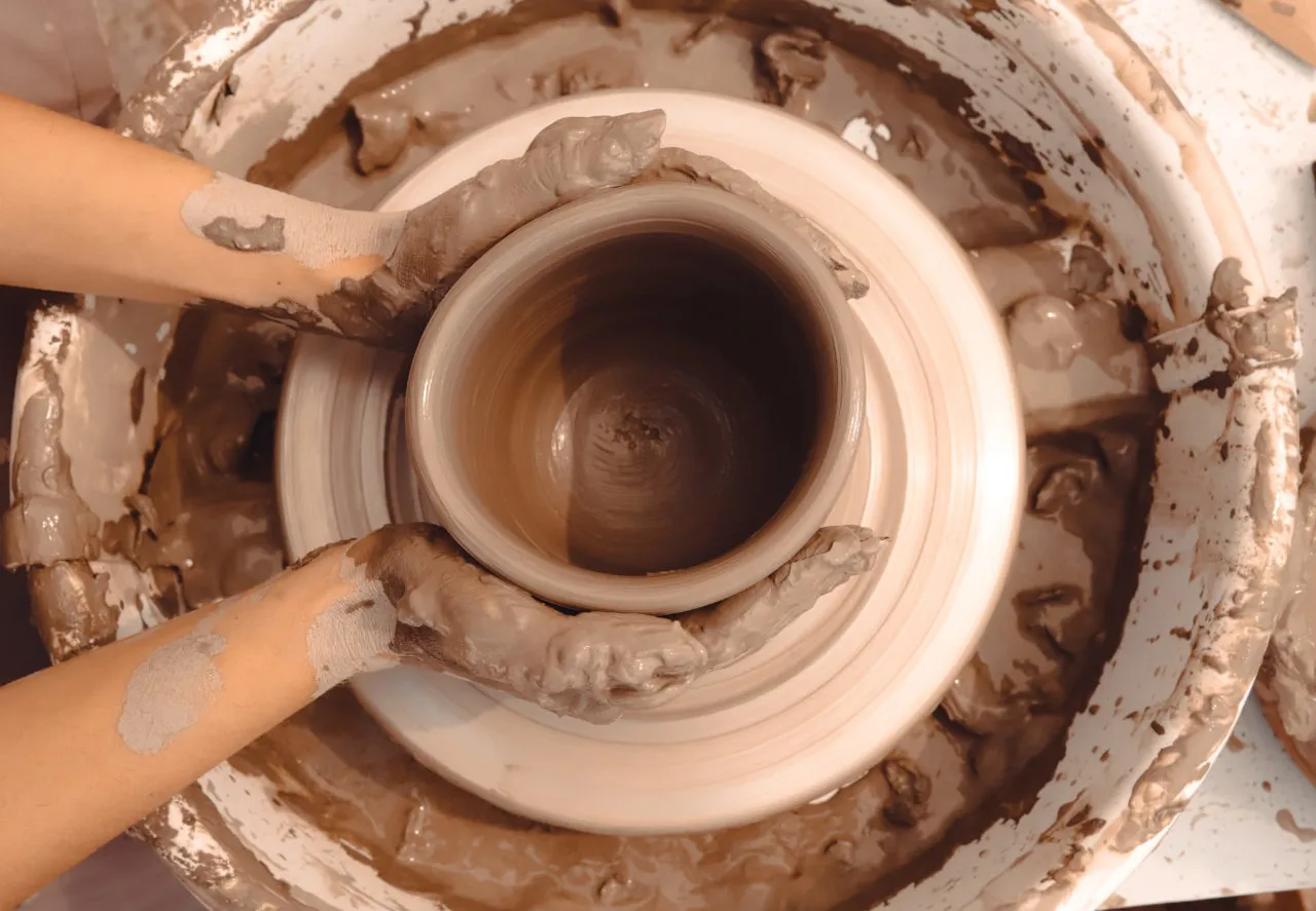Corso di Tornio e Decorazione Ceramica a Grottaglie, con Degustazione-2706