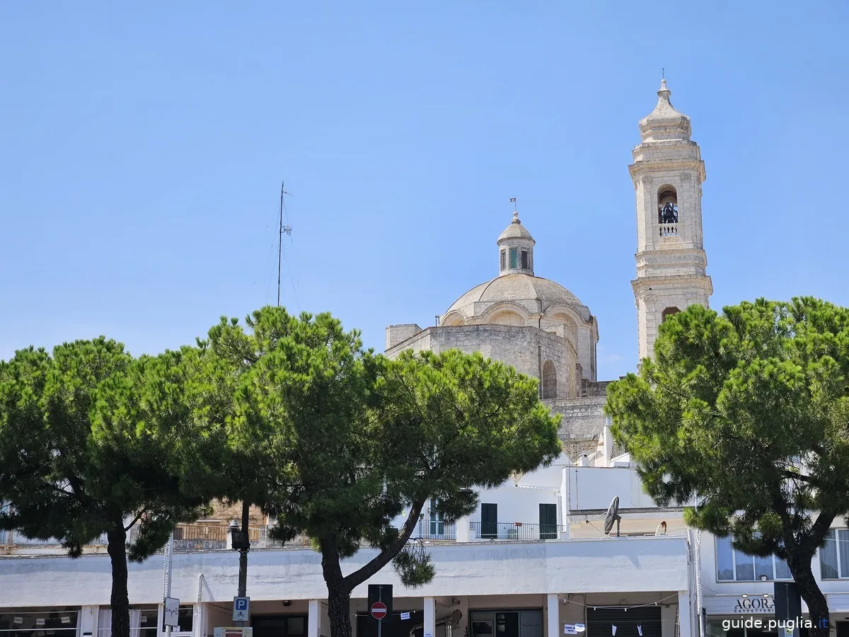 Mutterkirche des Märtyrers San Giorgio, Locorotondo