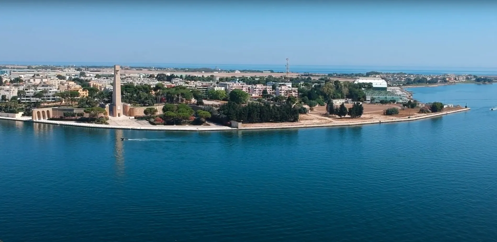 Foto Monumento al Marinaio d'Italia di Brindisi