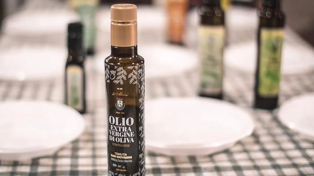 Degustazione di Olio Evo, vino Moscato, Taralli, Bruschetta, Patè, Olive