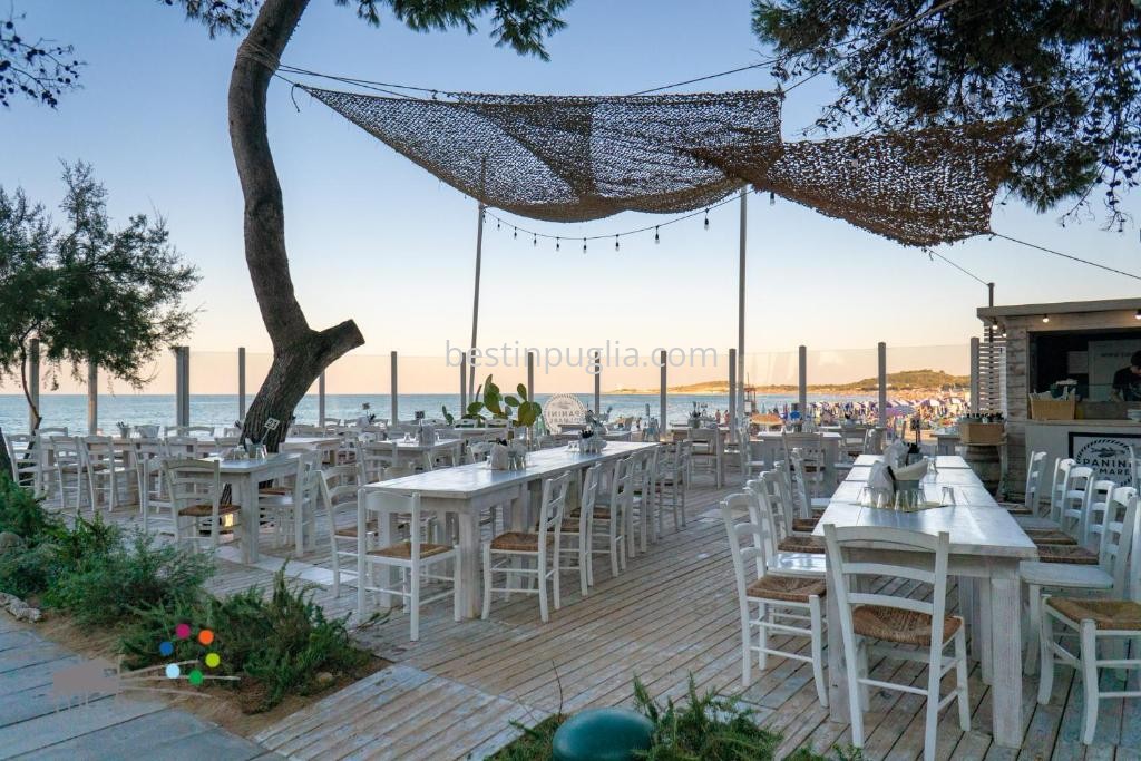 Villaggio Camping Spiaggia Lunga, terrazza ristorante sul mare