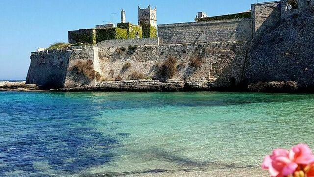 Porto Ghiacciolo – einer der Strände in Monopoli (Bari)