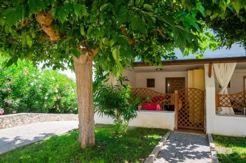 Eden Residence Club